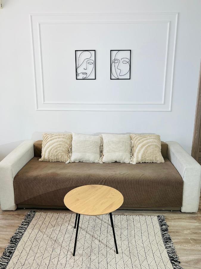 Summerland One Apartment Mamaia