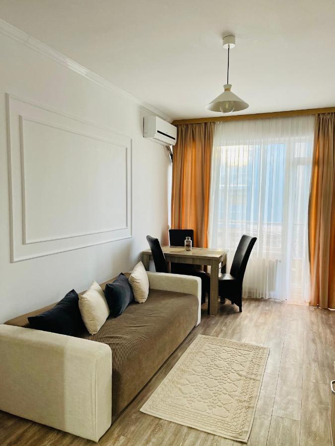 Apartment Summerland One